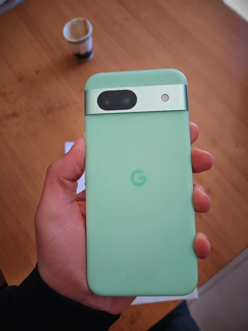 Pixel 8 a