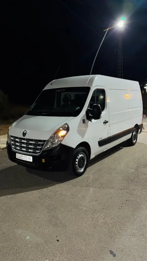 Renault Master 2012