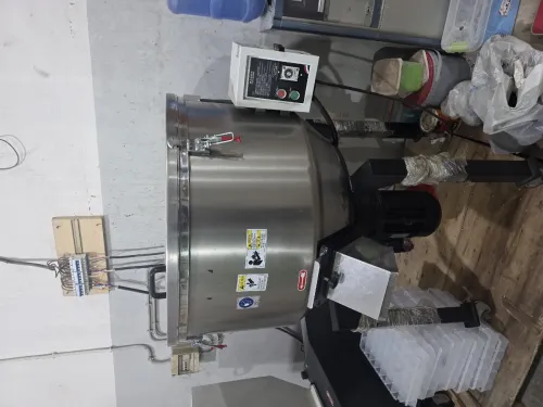 machine d'njection plastique