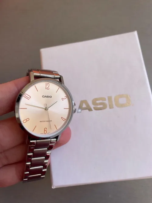 Montre Casio original femme