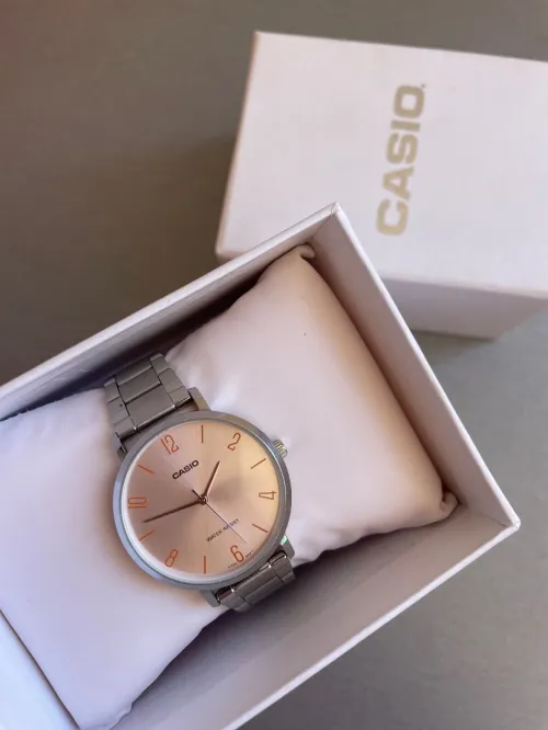 Montre Casio original femme
