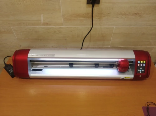Ploteur SkyCut C24