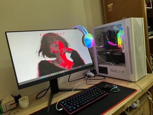 Pc gaming i5 14400F B760 II DDR4 MSI 4 SLOTS RAM ARGB SYNC RTX 3060 12 GB 3 FANS MSI NEW 16GB RAM 3600 XPG RGB 512 stockage PSU 600 +80 WHITE MSI BOITIER GALAX WHITE ARGB + ecran 180hz 24 pouces