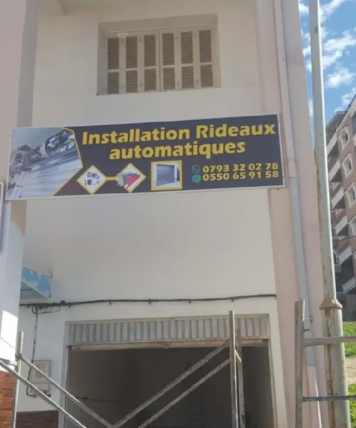 Installation rideaux métallique électrique