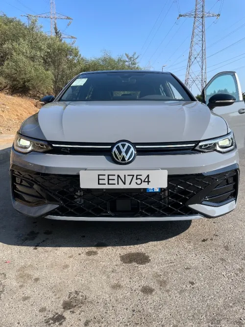 Volkswagen Golf 8 2025 Pro R-line