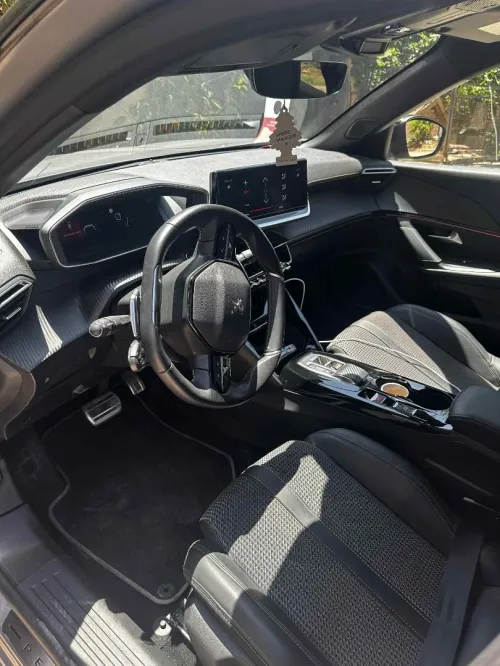 Peugeot 2008 2023 GT