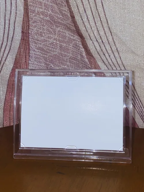 Support A7 en Plexiglass Transparent  Présentoir de Table Élégant