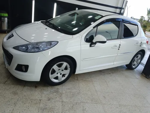 Peugeot 207 2012 207