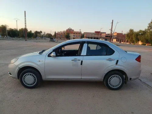 JAC J3 2011 Chaîne plastique