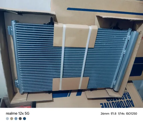 Radiateur clim Peugeot 207/208/C3/ds3  1.6 HDi  
