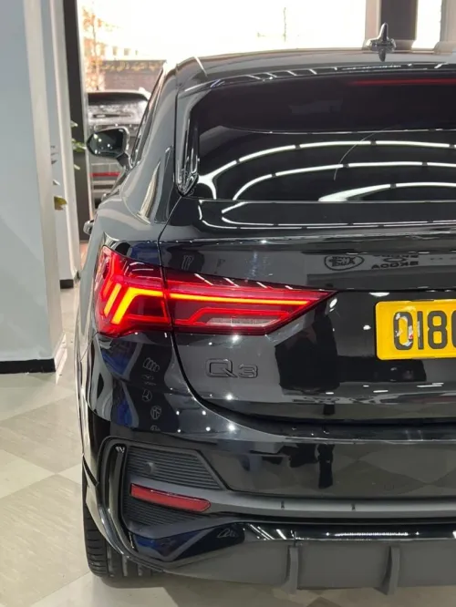 Audi Q3 2023 S-line