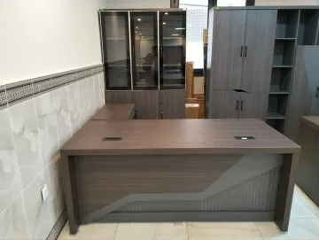 Ensemble de bureau d'importation LUXE MDF VIP (1.60M) YD256