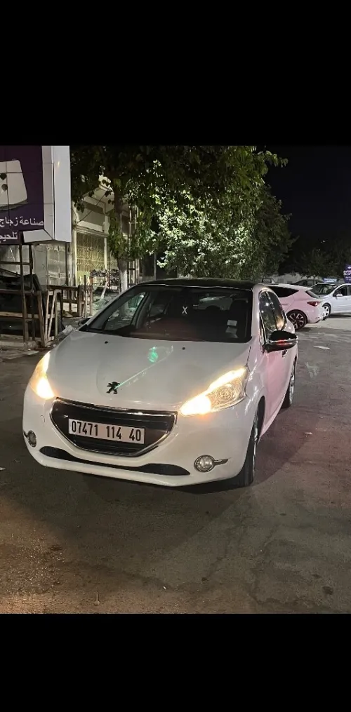 Peugeot 208 2014 Allure