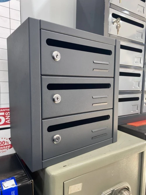 Boîtes aux lettres métalliques ou inox  Fabrication locale de qualité | SA METAL INDUSTRIE