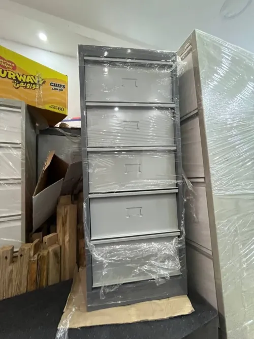 Fabrication Rayonnage/ Étagère/ Armoire/ Vestiaire/ Présentoir
