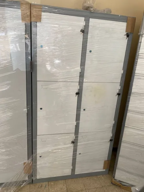 Fabrication Rayonnage/ Étagère/ Armoire/ Vestiaire/ Présentoir