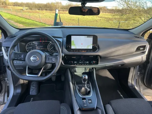 Nissan Qashqai 2022 138 HP/140 PK MT 2WD MY21 Acenta + Connect Pack