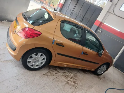 Peugeot 207 2006 
