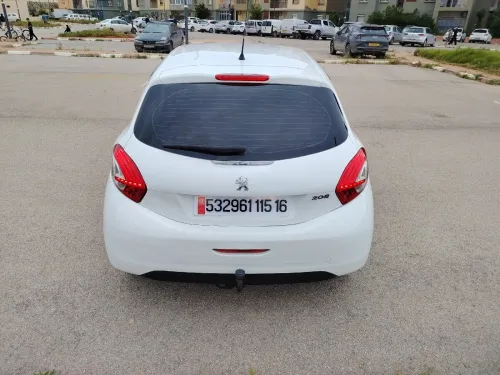 Peugeot 208 2015 Active