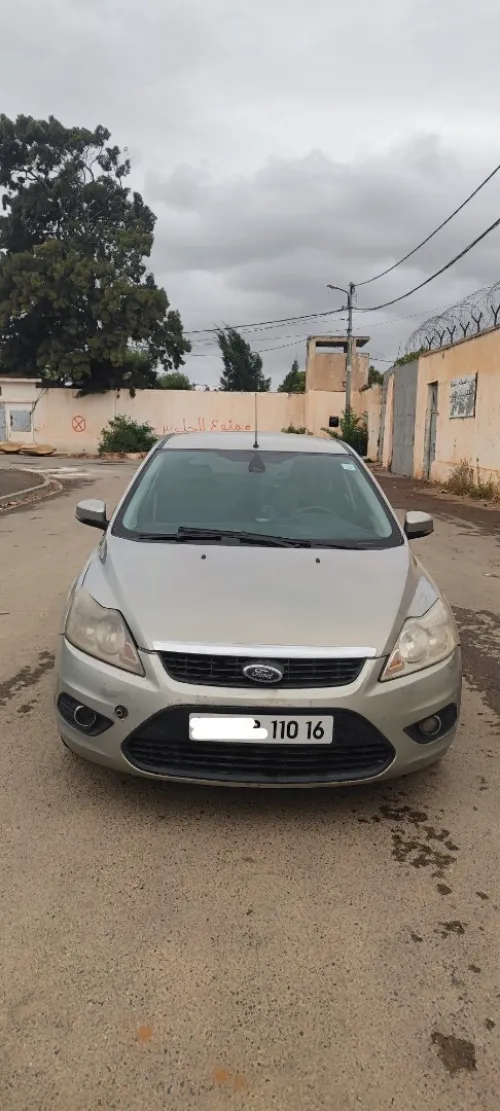 Ford Focus 5 portes 2010 Focus 5 portes