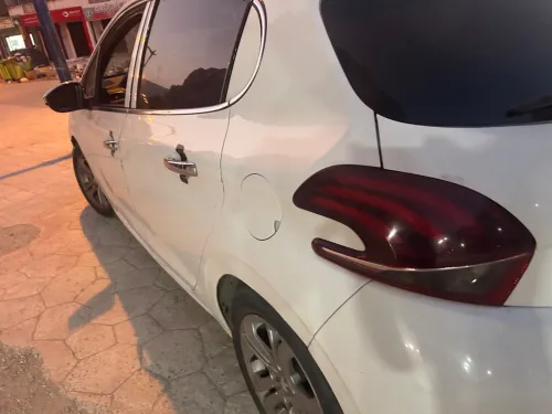 Peugeot 208 2014 Allure