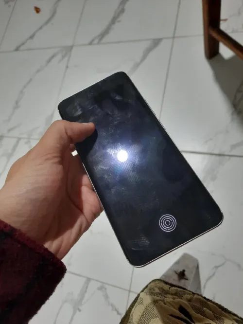 Realme 13pro plus 5g peu utilisé, état 10/10 avec boite 13pro + 5G