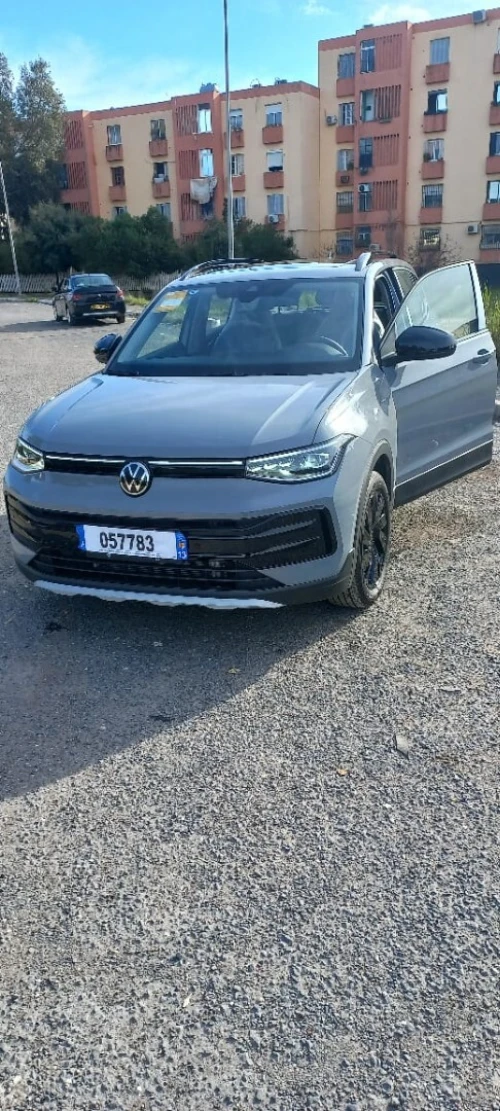 Volkswagen Tahru 2025 