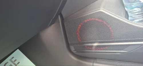 Volkswagen Tharu XR  2025 Sharp Edition
