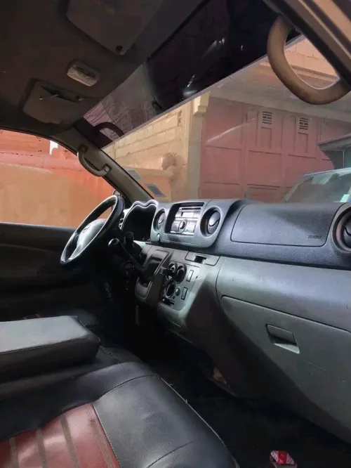 Nissan Urven 2014