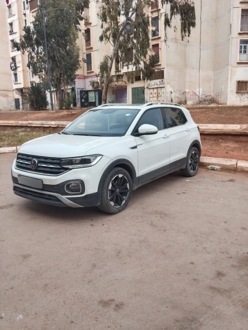 Volkswagen Tacqua 2023 