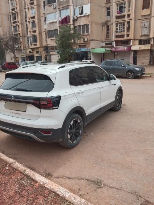 Volkswagen Tacqua 2023 