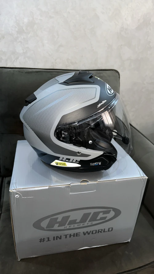 Hjc i31