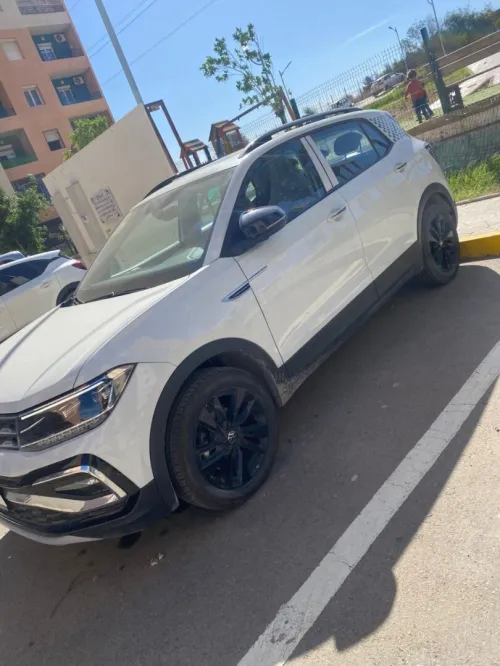 Volkswagen T-Cross 2025 R-line