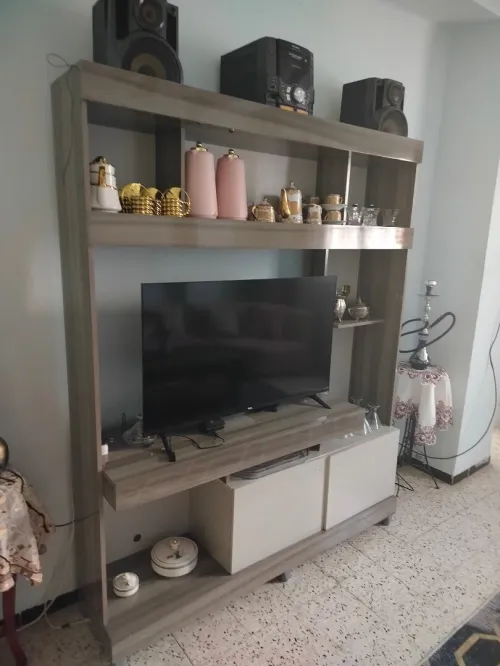 2 téléviseur