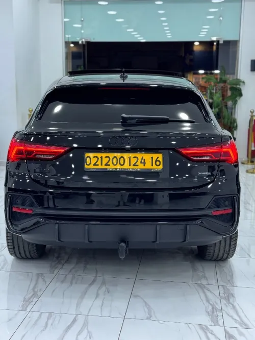 Audi Q3 2024 Sline