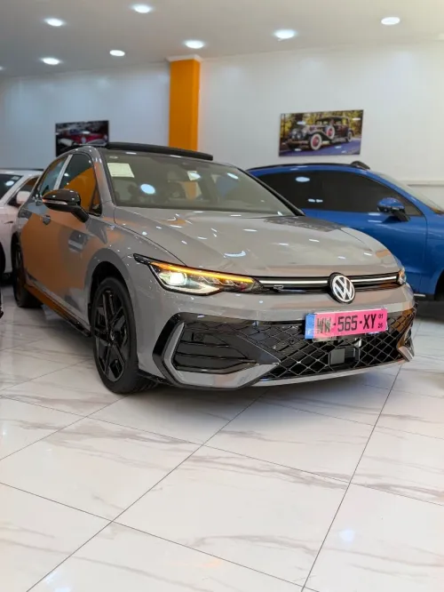 Volkswagen Golf 8 2025 R-Line