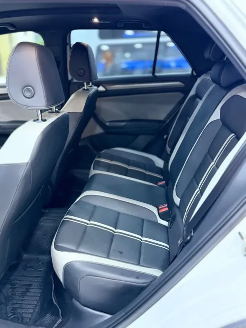 Volkswagen T-Roc 2025 R-Line 