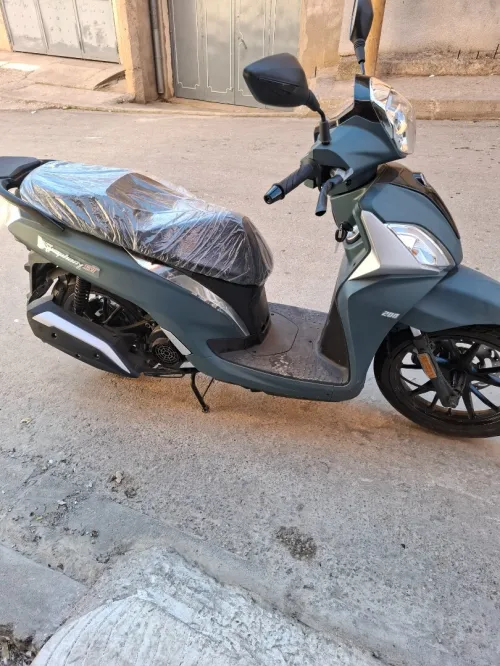 Sym ST 200 2025