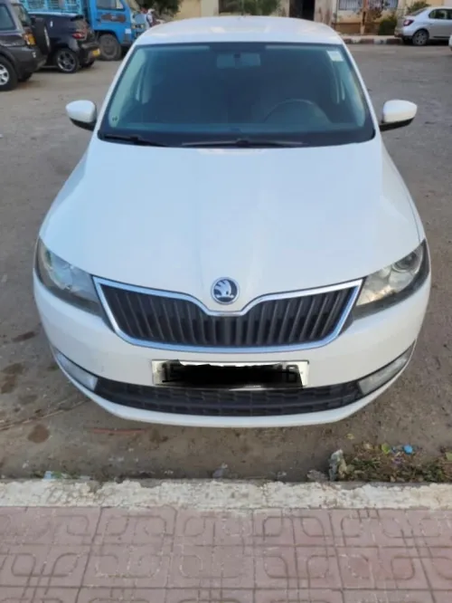 Volkswagen Skoda rapid édition 2015 0 peintre