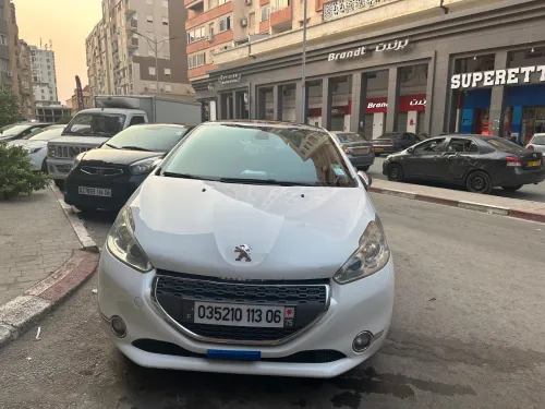 Peugeot 208 2013 Allure