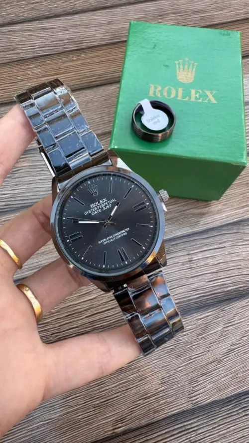 Montre rolex pour homme avec sa boîte + خاتم مجاني 
