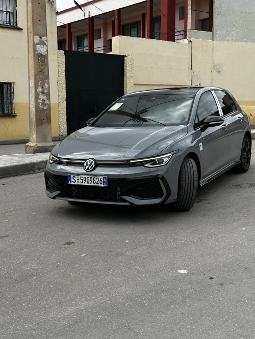 Volkswagen Golf 8,5 2025 R-LINE BLACK EDITION 2025 8,5
