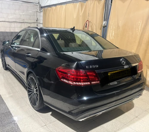 Mercedes Classe E 2014 AVANTGARDE Pack AMG
