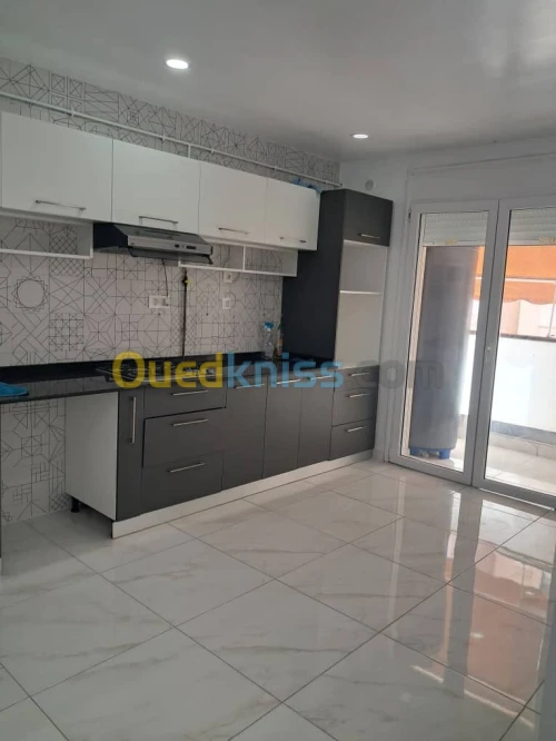 Location Appartement F5 Alger Cheraga