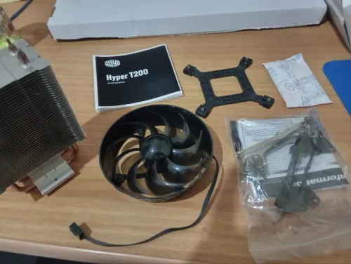CPU Air Cooling hyper T200