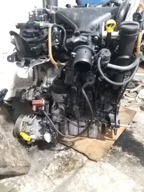 Moteur 2 l hdi 138