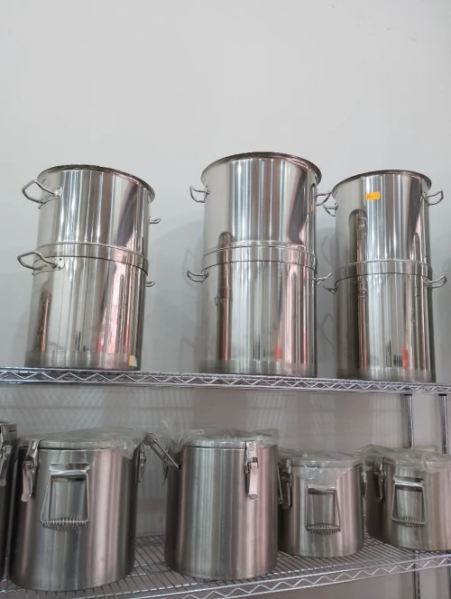 Marmite isotherme norvégienne  soupière bac gastro