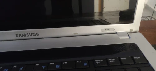 Pc portable Samsung R730