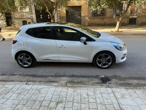Renault Clio 4 2016 Clio 4