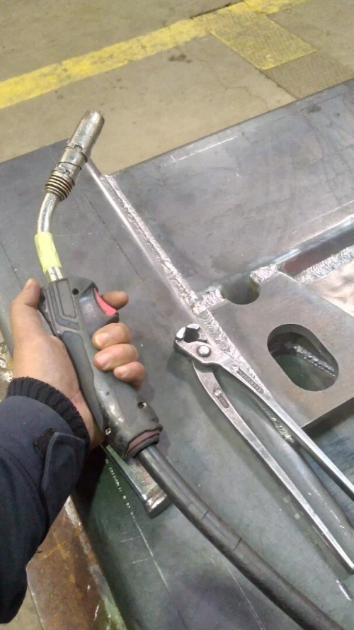 خدمات